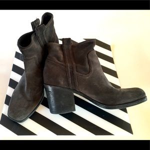 Sigerson Morrison Grey Suede Belle Boots Sz 10